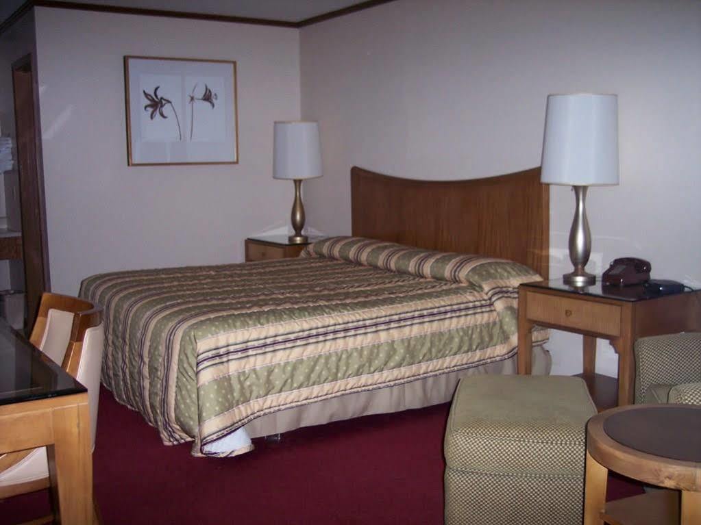 Night Inn Sweet Springs Εξωτερικό φωτογραφία